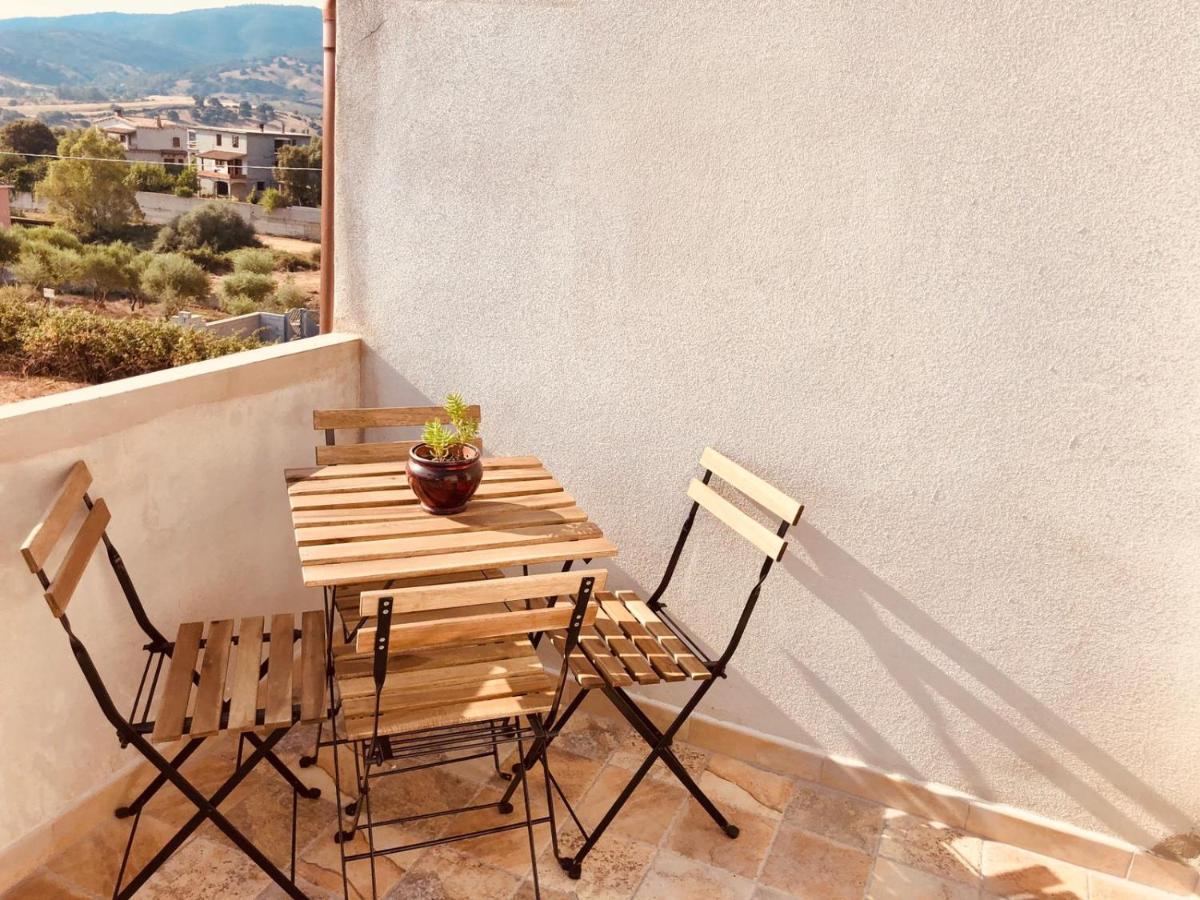 Siniscola Casa Vacanze Olmo エクステリア 写真