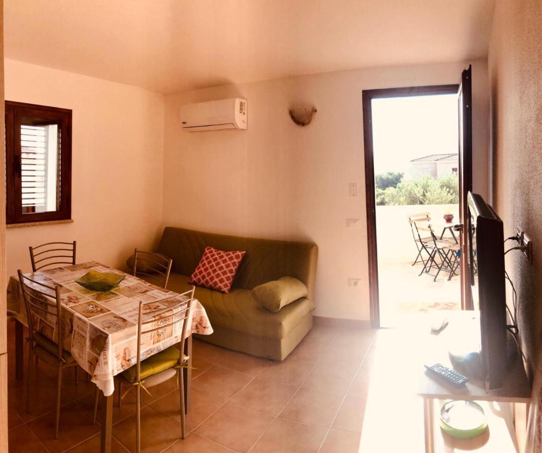 Siniscola Casa Vacanze Olmo エクステリア 写真